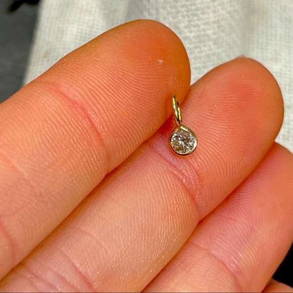 Natural Round Diamond .15CT 14K Gold Pendant Charm - Picture 4 of 4
